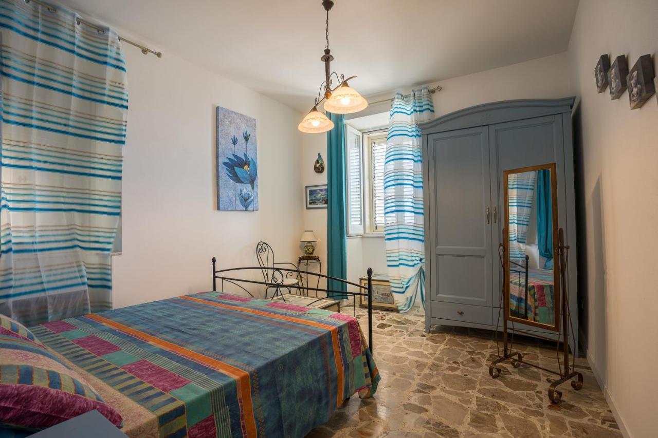 Maniace Sea View Apartment By Ortigia Apartments Syracuse Ngoại thất bức ảnh